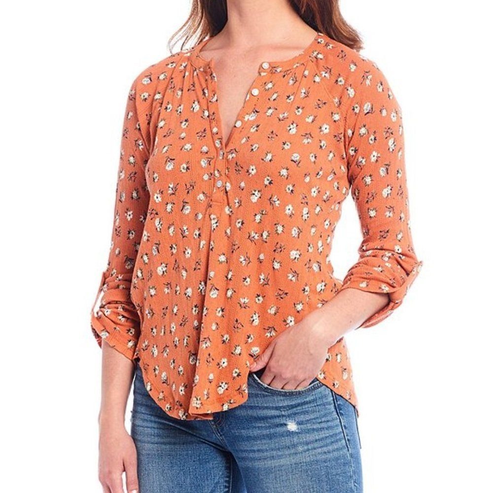 Lucky Brand Floral Pointelle‎ Henley Top Wmn L Burnt Orange Roll Tab Cotton Boho